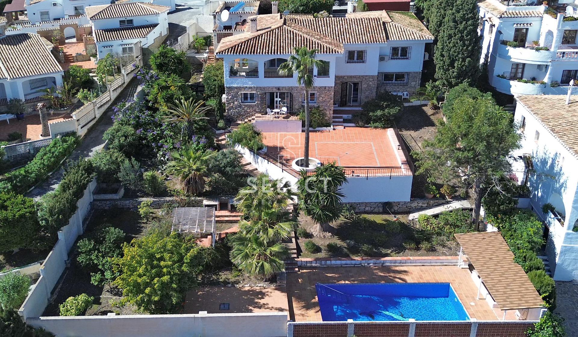 IS807 – Villa – La Herradura – Punta La Mona
